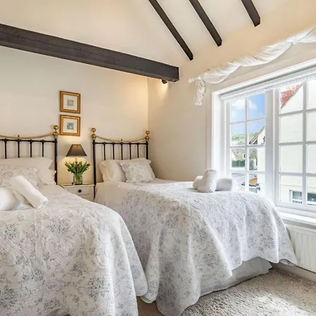 3 Bed In Whitby Oc-86968 Ferienhaus